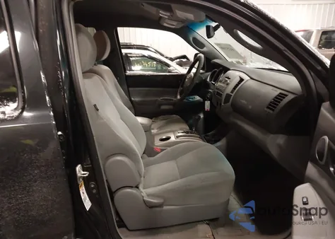 2010 Toyota Tacoma Base V6 из США, поврежденный, VIN 3TMLU4EN9AM045711